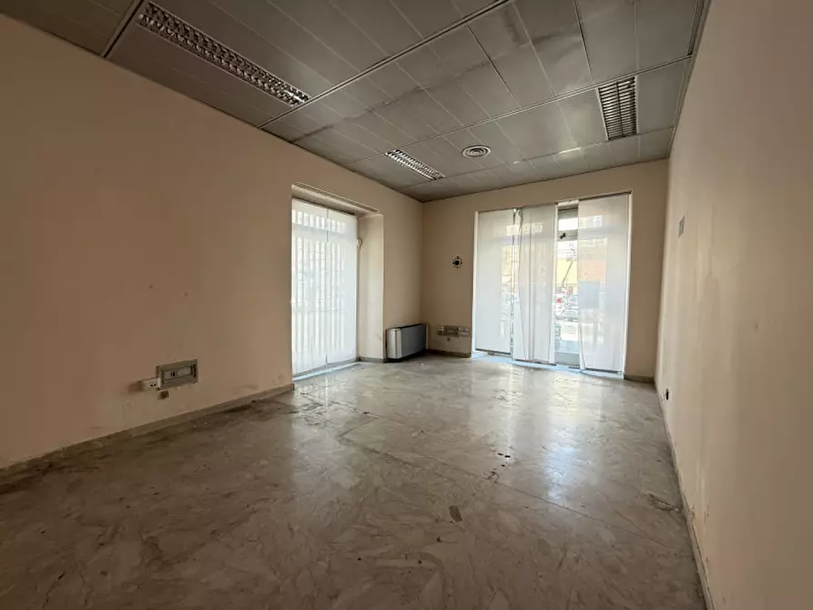 Immagine 14 di Negozio in vendita  in piazza san sebastiano a Barcellona Pozzo Di Gotto