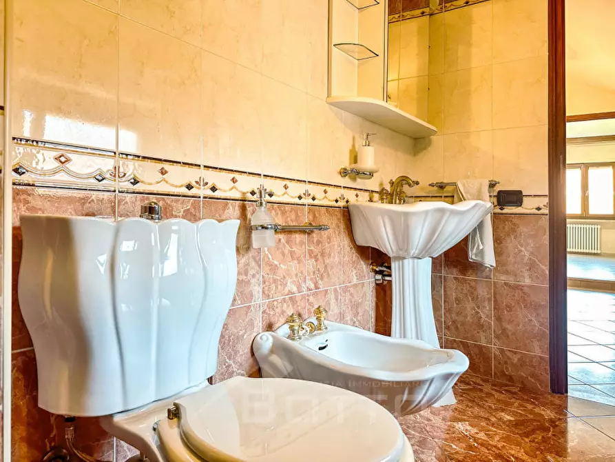 Immagine 12 di Appartamento in vendita  in corso garibaldi 32 b a Gattinara