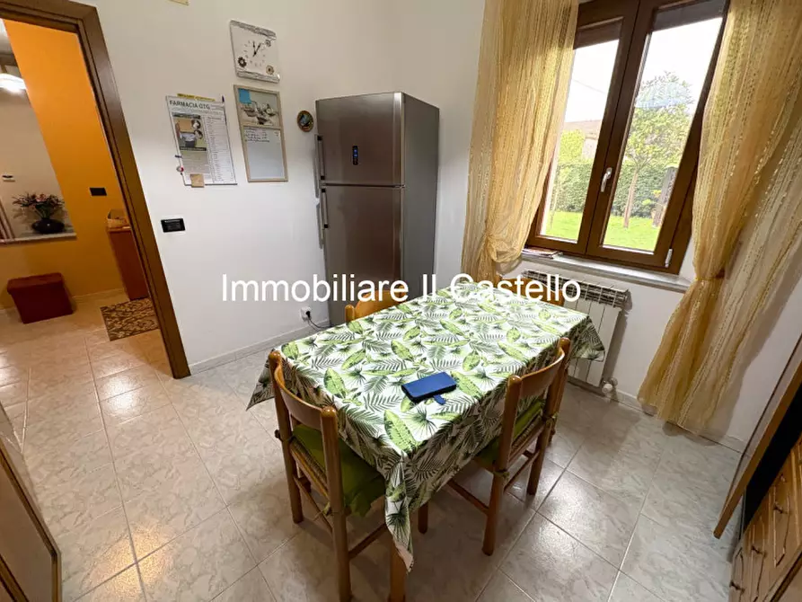 Immagine 5 di Casa indipendente in vendita  in Pineta a Castiglione Del Lago