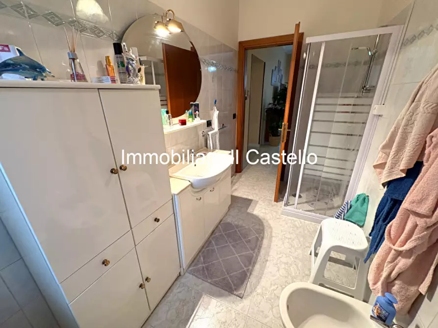 Immagine 17 di Casa indipendente in vendita  in Pineta a Castiglione Del Lago