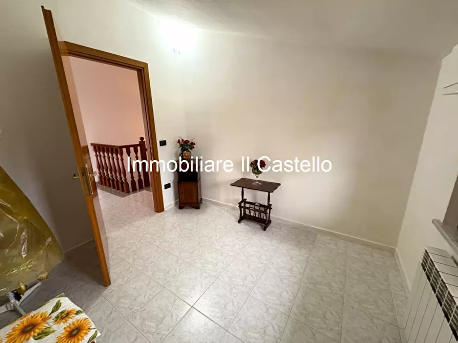 Immagine 27 di Casa indipendente in vendita  in Pineta a Castiglione Del Lago