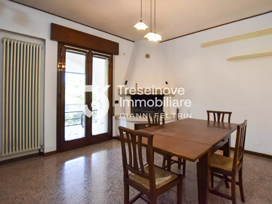 Immagine 4 di Villa in vendita  in Via Trento a Quinto Di Treviso
