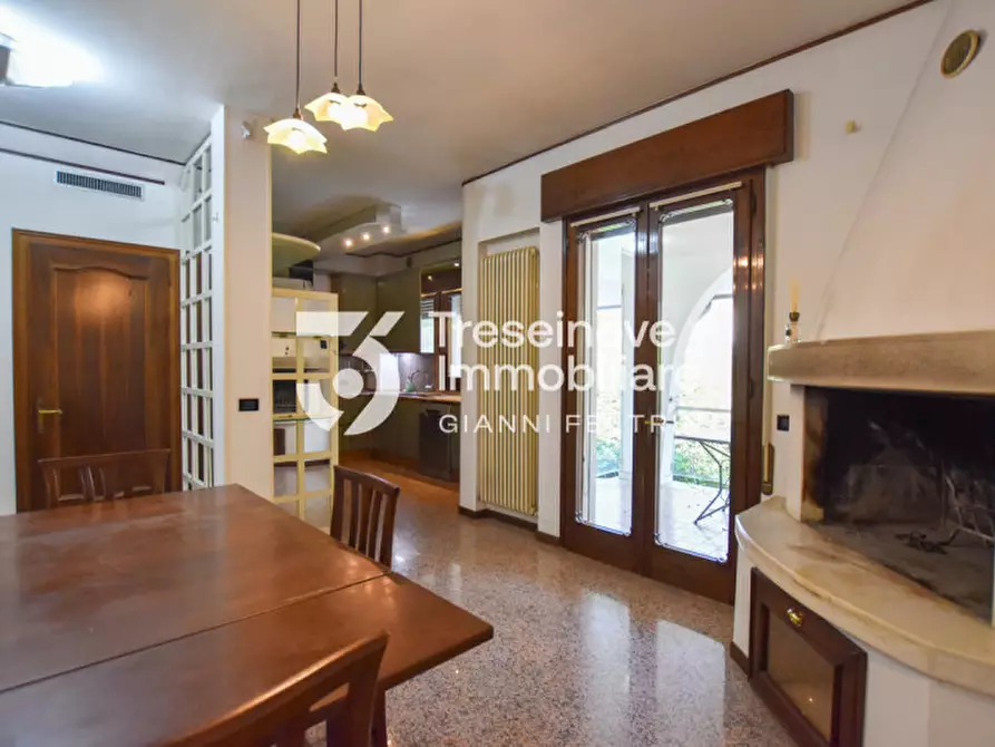 Immagine 5 di Villa in vendita  in Via Trento a Quinto Di Treviso
