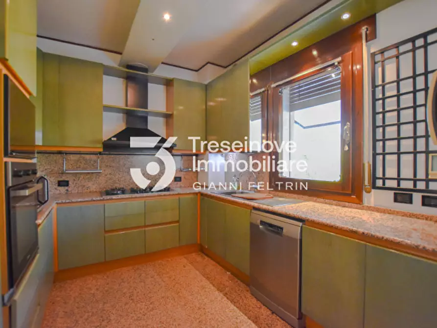 Immagine 6 di Villa in vendita  in Via Trento a Quinto Di Treviso