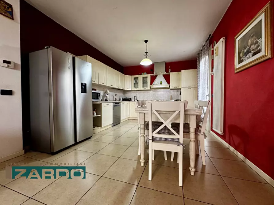 Immagine 2 di Casa quadrifamiliare in vendita  a Loria