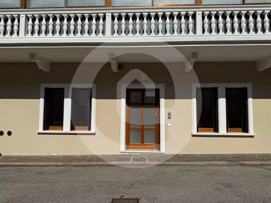 Immagine 2 di Ufficio in affitto  a Camposampiero