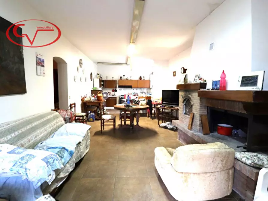 Immagine 2 di Villetta a schiera in vendita  in castiglion ubertini a Terranuova Bracciolini