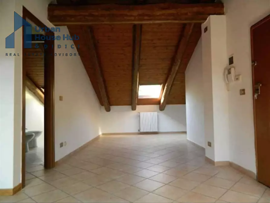 Immagine 3 di Appartamento in vendita  in Via Borgo Valentino 28 a Arignano