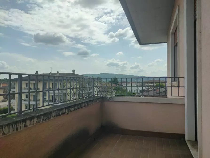 Immagine 18 di Appartamento in vendita  in via Roma 248 a Torri Di Quartesolo