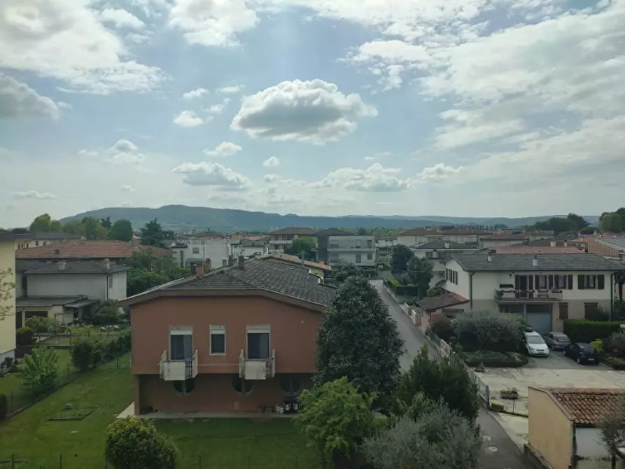 Immagine 22 di Appartamento in vendita  in via Roma 248 a Torri Di Quartesolo