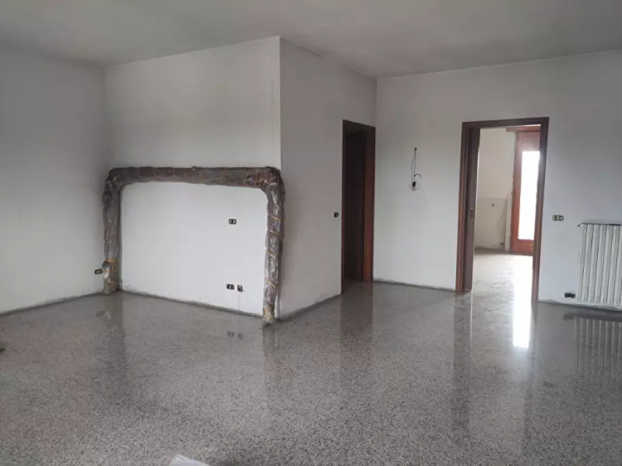 Immagine 24 di Appartamento in vendita  in via Roma 248 a Torri Di Quartesolo