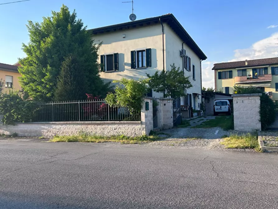 Immagine 42 di Casa indipendente in vendita  in Via Bacchi a Brescello