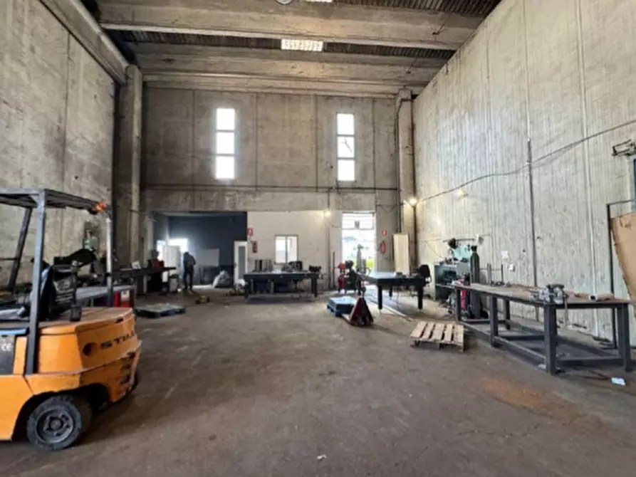 Immagine 4 di Capannone industriale in vendita  in VIALE VENETO 10 a Badia Calavena