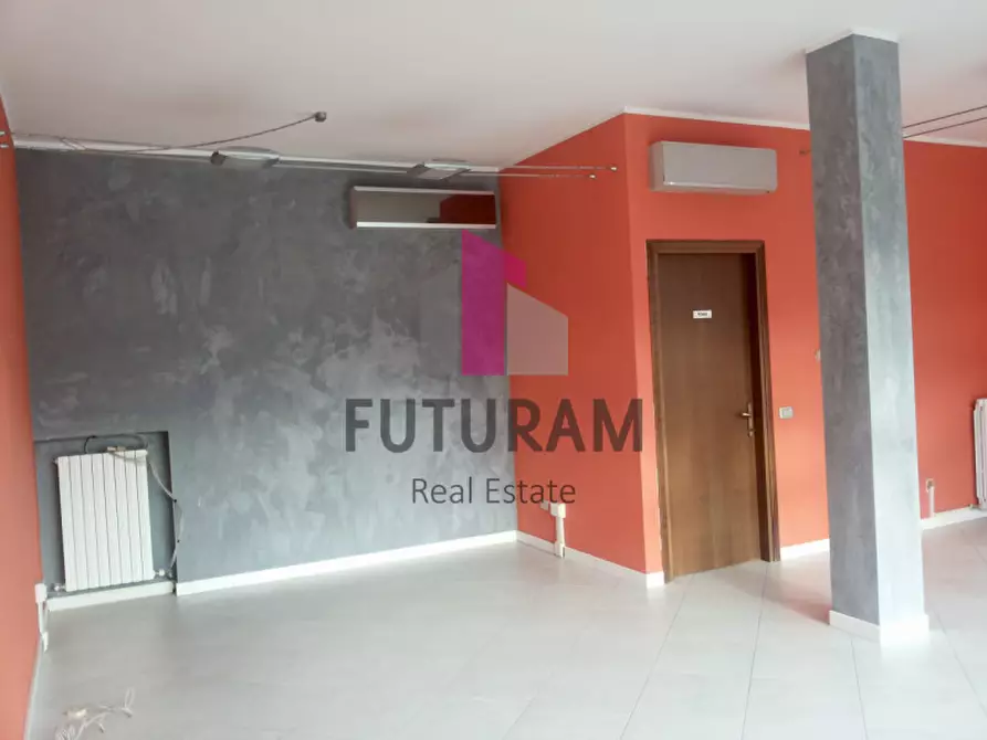 Immagine 2 di Negozio in affitto  in VIA VIGONOVESE 1 a Padova