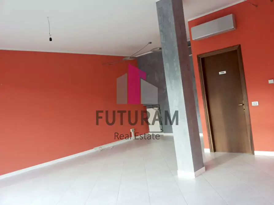 Immagine 4 di Negozio in affitto  in VIA VIGONOVESE 1 a Padova