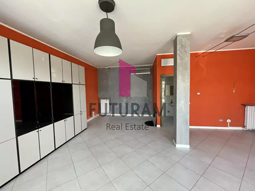 Immagine 6 di Negozio in affitto  in VIA VIGONOVESE 1 a Padova
