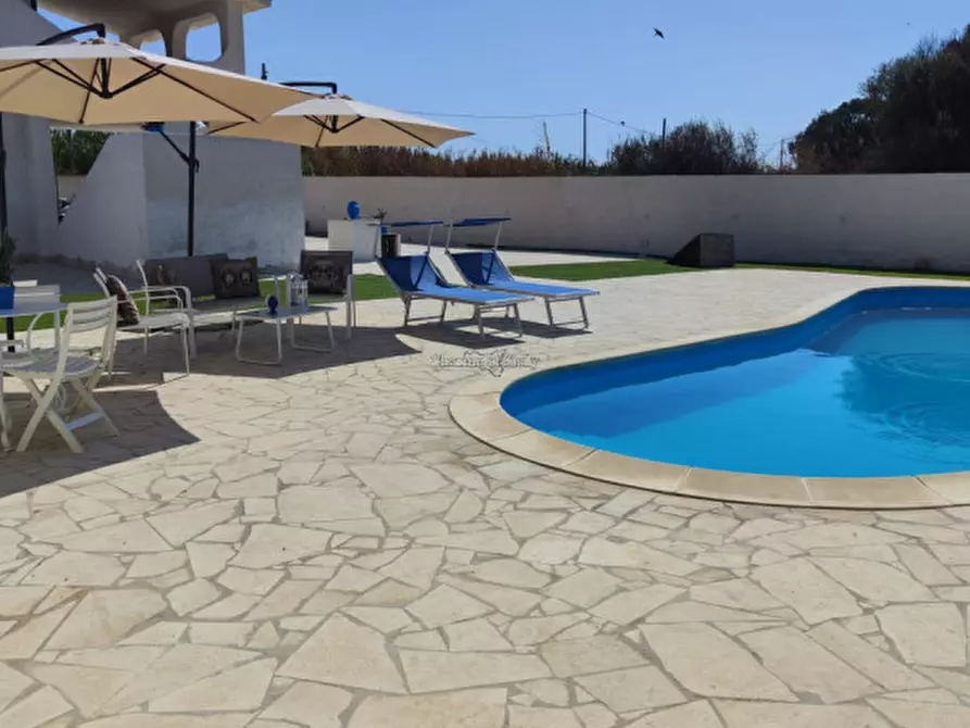 Immagine 19 di Villa in vendita  a Noto