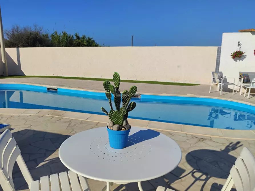 Immagine 24 di Villa in vendita  a Noto