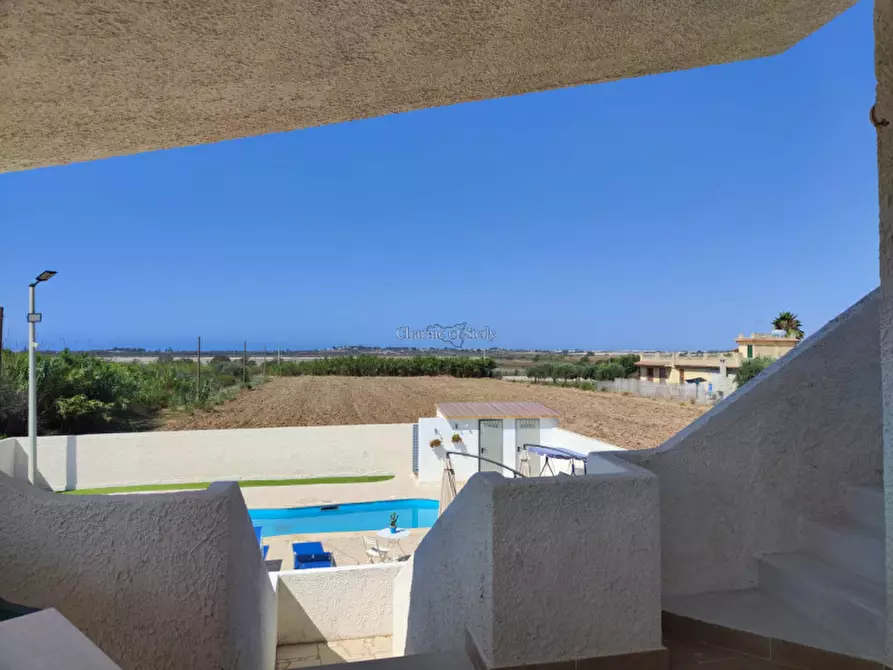 Immagine 29 di Villa in vendita  a Noto