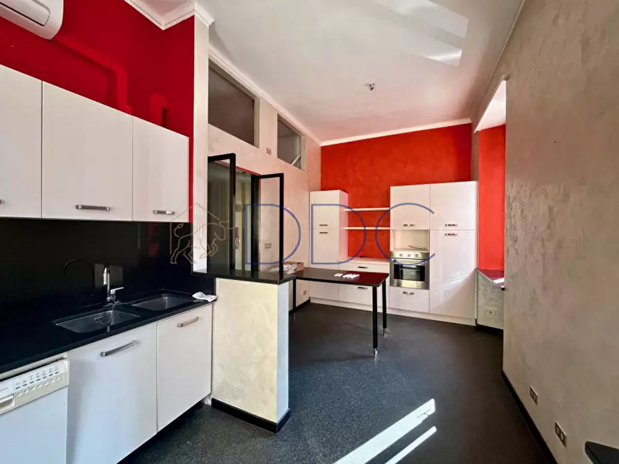 Immagine 5 di Appartamento in affitto  in Via Anton Giulio Barrili 16 a Torino