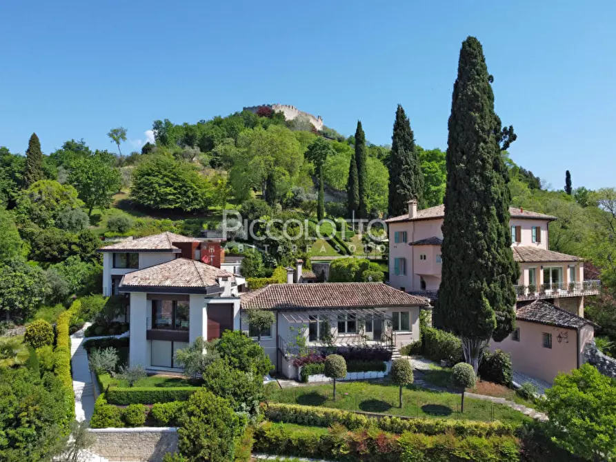 Immagine 2 di Villa in vendita  in via Pietro Bembo a Asolo