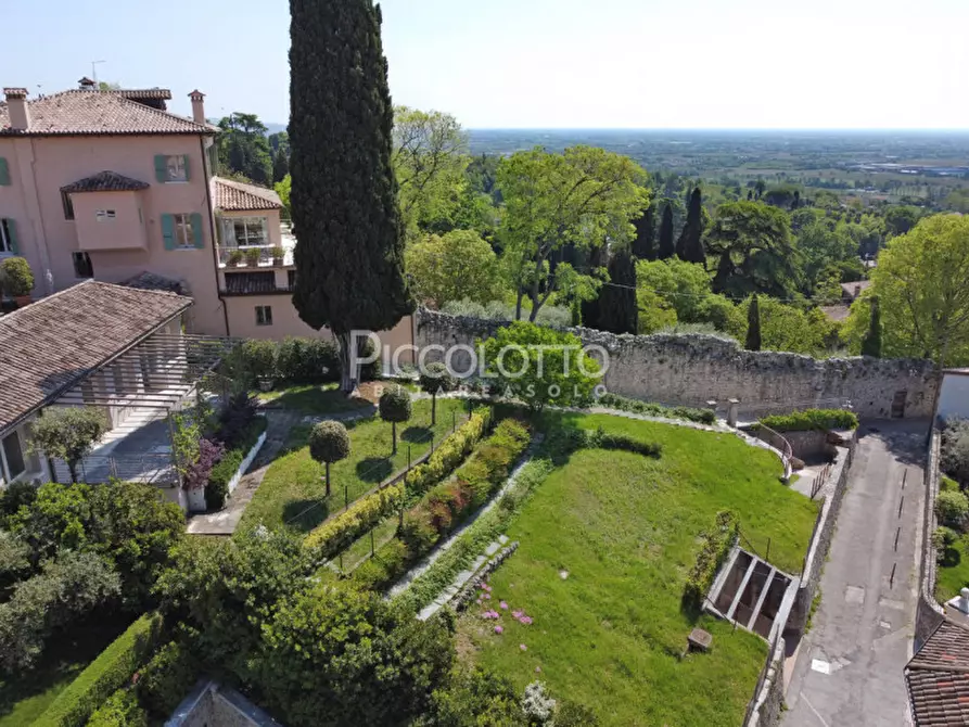 Immagine 5 di Villa in vendita  in via Pietro Bembo a Asolo