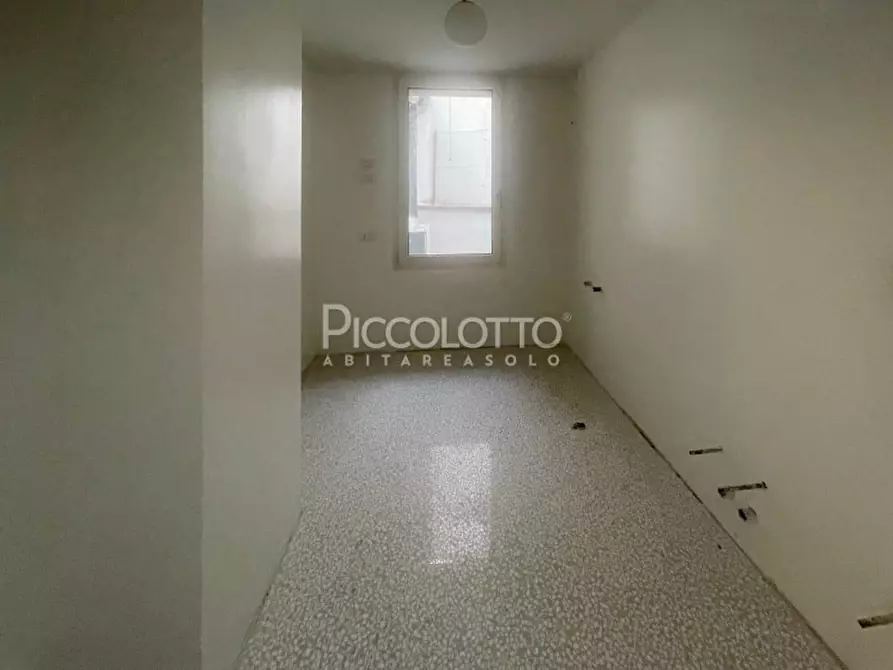 Immagine 14 di Villa in vendita  in via Pietro Bembo a Asolo