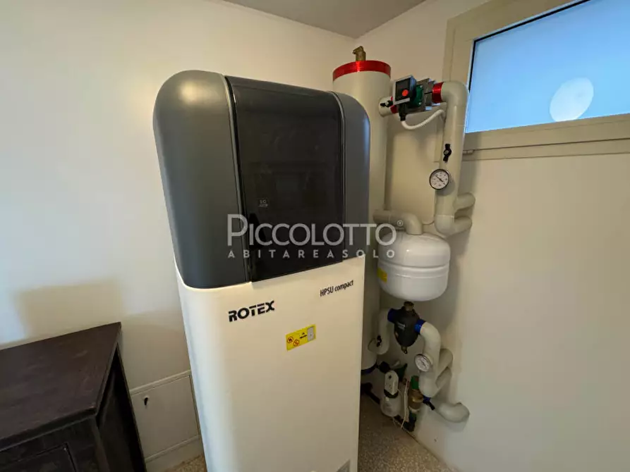 Immagine 17 di Villa in vendita  in via Pietro Bembo a Asolo