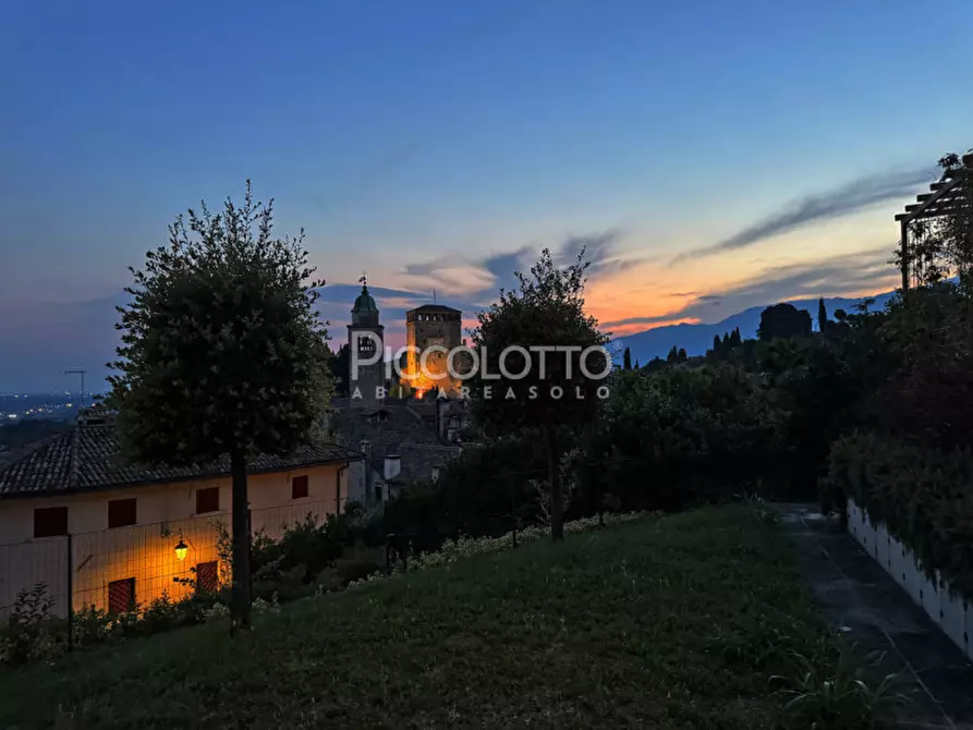 Immagine 25 di Villa in vendita  in via Pietro Bembo a Asolo