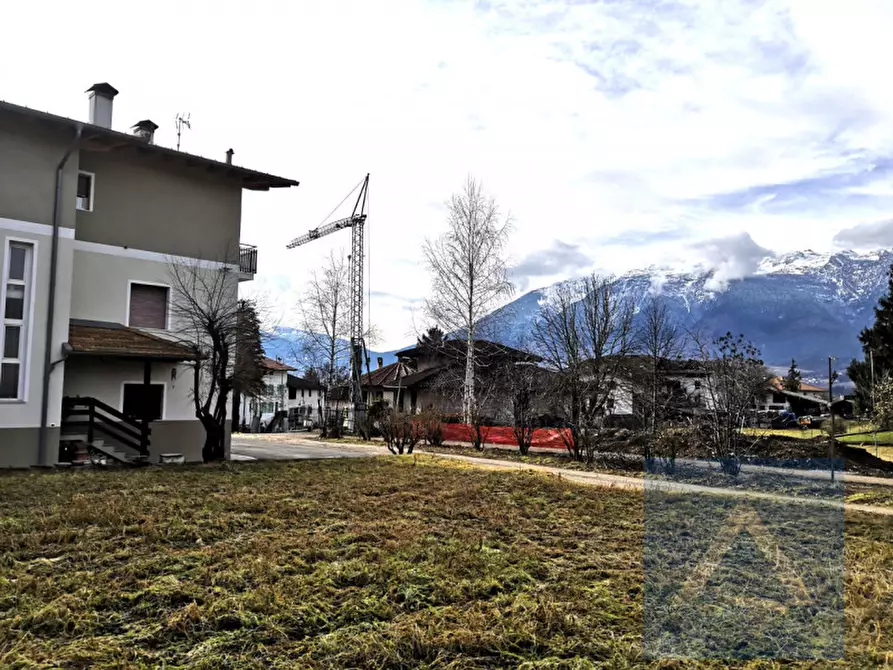 Immagine 3 di Terreno in vendita  in Via Al Castello a Ton