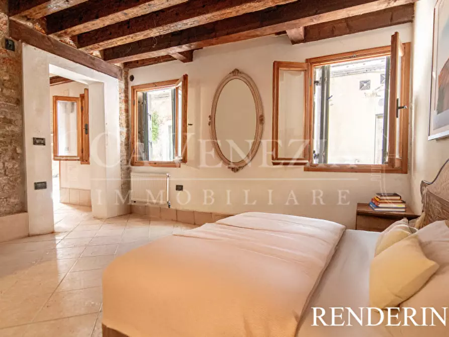 Immagine 2 di Appartamento in vendita  a Venezia