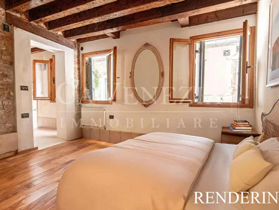 Immagine 3 di Appartamento in vendita  a Venezia