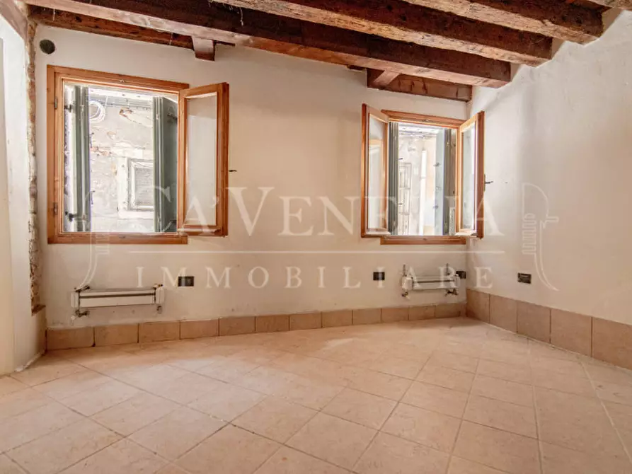 Immagine 6 di Appartamento in vendita  a Venezia