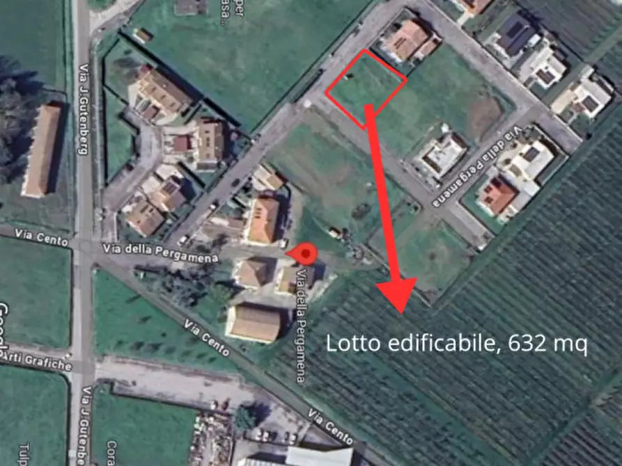 Immagine 1 di Terreno in vendita  a Ferrara