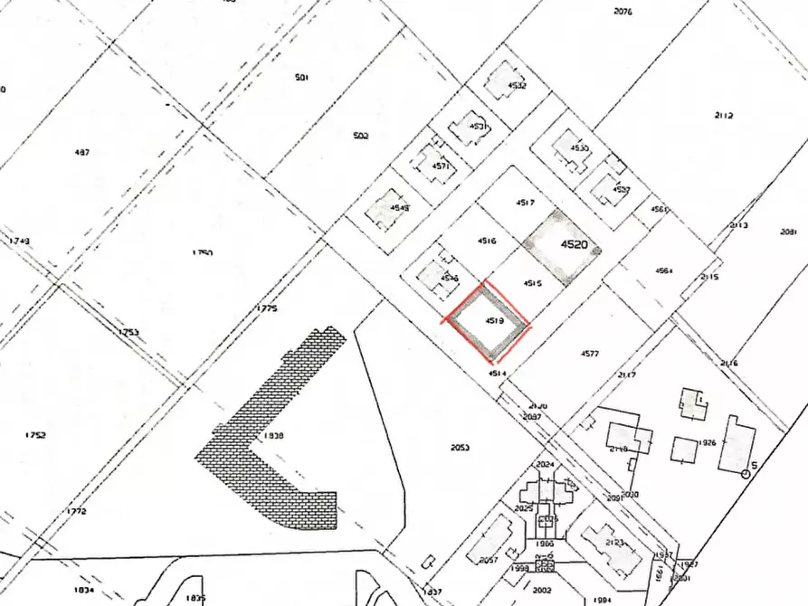 Immagine 2 di Terreno in vendita  a Ferrara