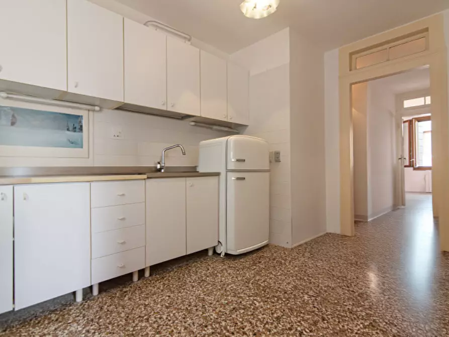 Immagine 7 di Appartamento in vendita  a Venezia