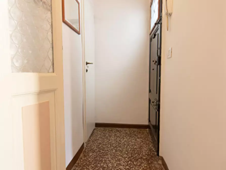 Immagine 14 di Appartamento in vendita  a Venezia