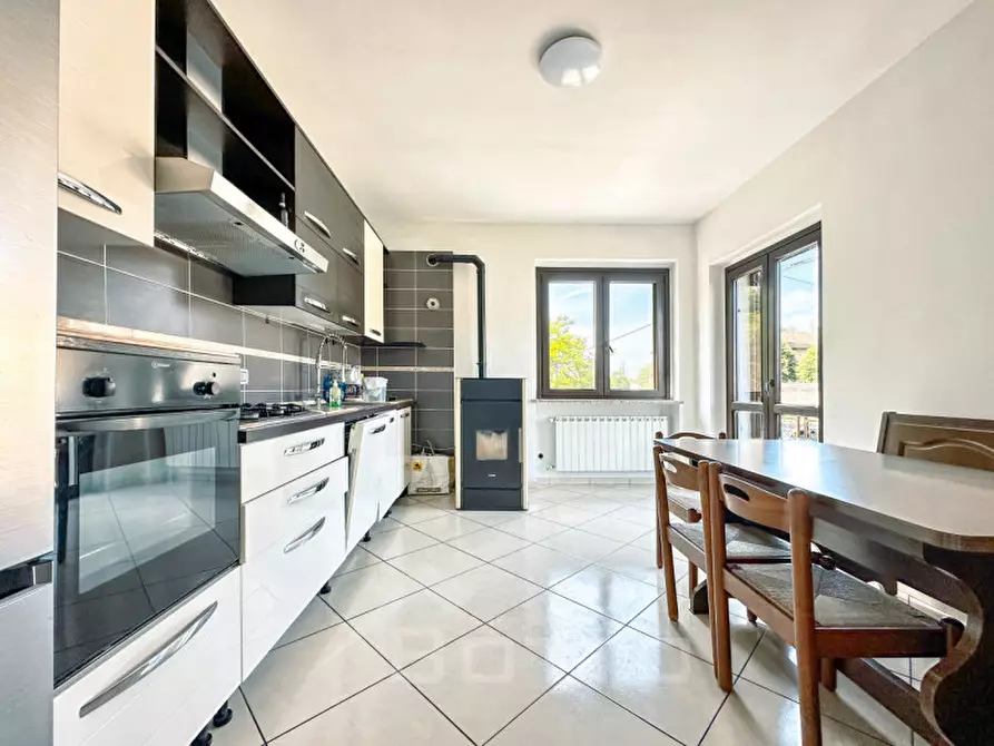 Immagine 7 di Casa indipendente in vendita  in corso vercelli, 335 a Gattinara