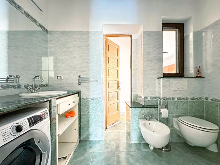 Immagine 13 di Casa indipendente in vendita  in corso vercelli, 335 a Gattinara