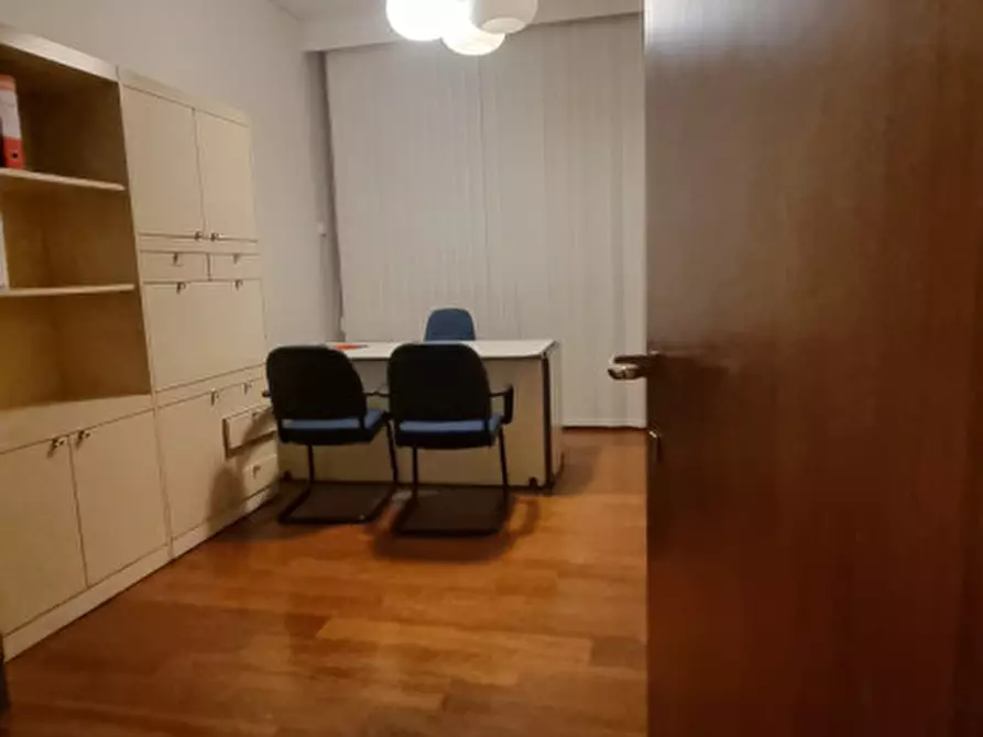 Immagine 3 di Ufficio in affitto  in PIAZZETTA SARTORI a Padova