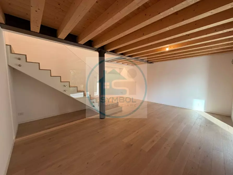 Immagine 2 di Casa trifamiliare in vendita  in via fratelli orolan a Mogliano Veneto