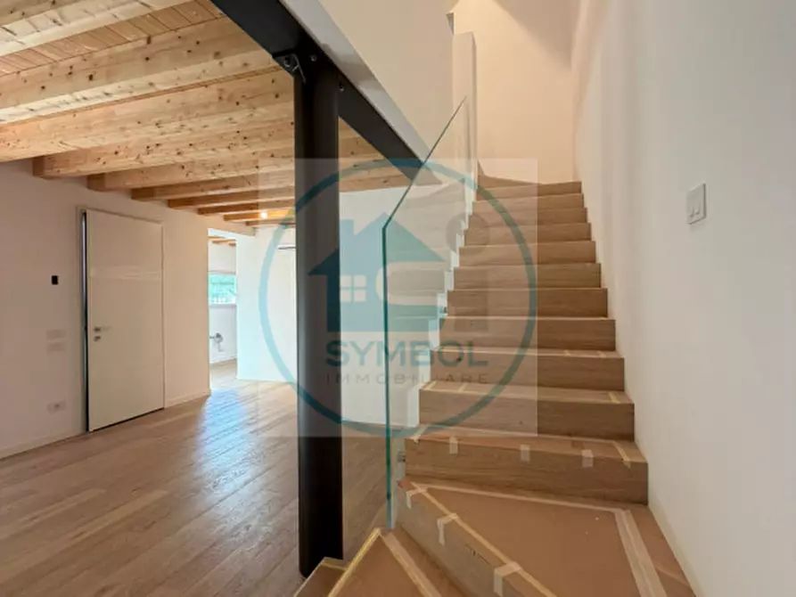 Immagine 10 di Casa trifamiliare in vendita  in via fratelli orolan a Mogliano Veneto