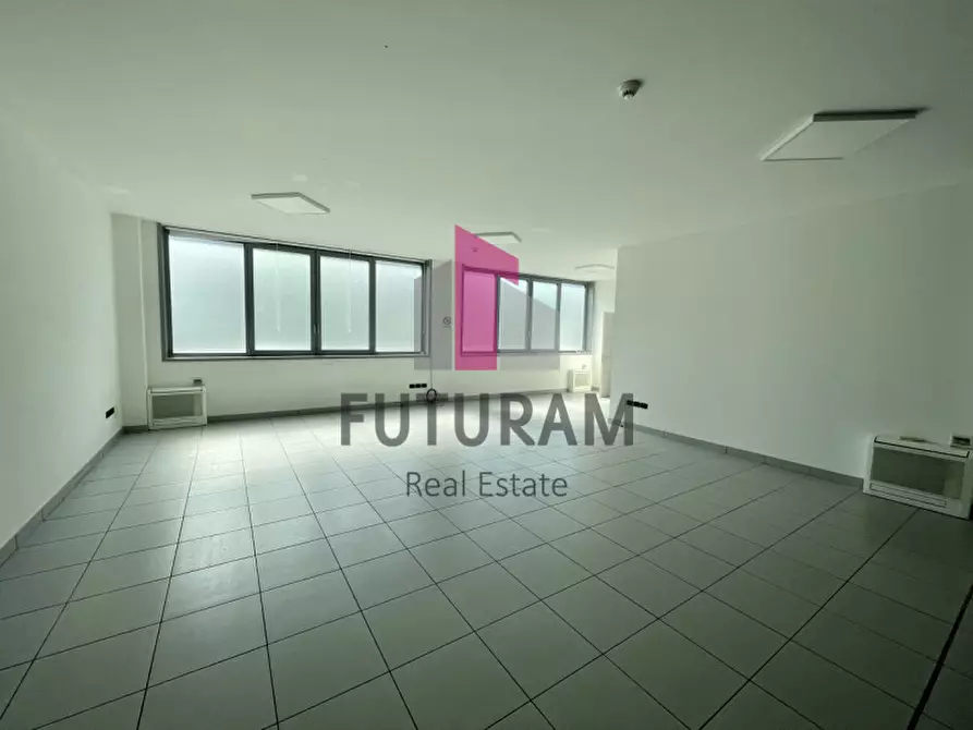 Immagine 2 di Negozio in affitto  in VIA ROMA 1 a Sant'angelo Di Piove Di Sacco