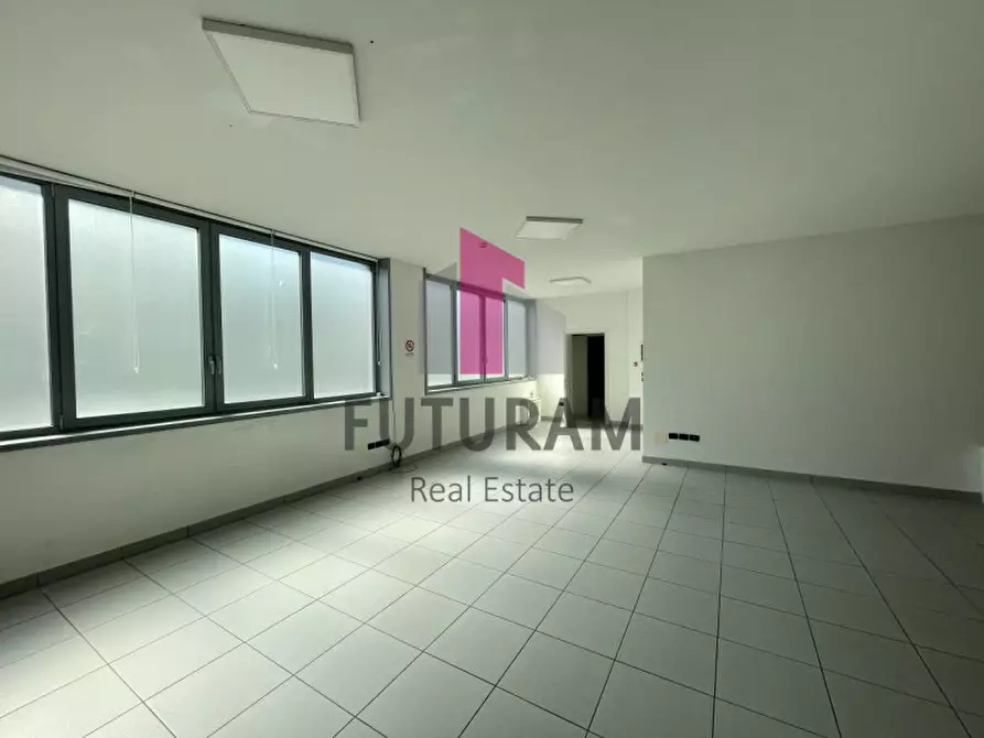 Immagine 3 di Negozio in affitto  in VIA ROMA 1 a Sant'angelo Di Piove Di Sacco