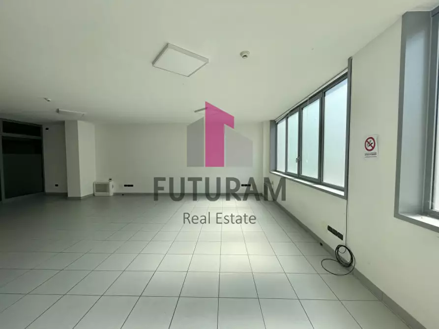 Immagine 6 di Negozio in affitto  in VIA ROMA 1 a Sant'angelo Di Piove Di Sacco