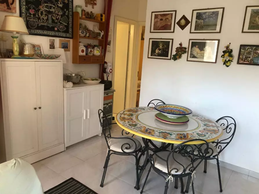 Immagine 14 di Appartamento in vendita  in contrada Botterio a Montauro