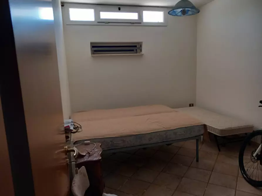 Immagine 43 di Villa in vendita  in C.da Grotta Miranda a Carovigno