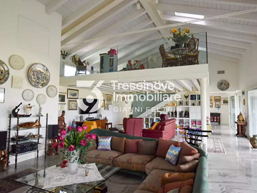 Immagine 5 di Villa in vendita  in Via Sant'Elena a Silea