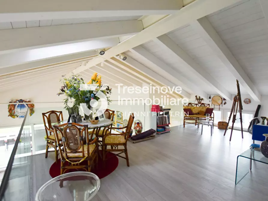 Immagine 10 di Villa in vendita  in Via Sant'Elena a Silea