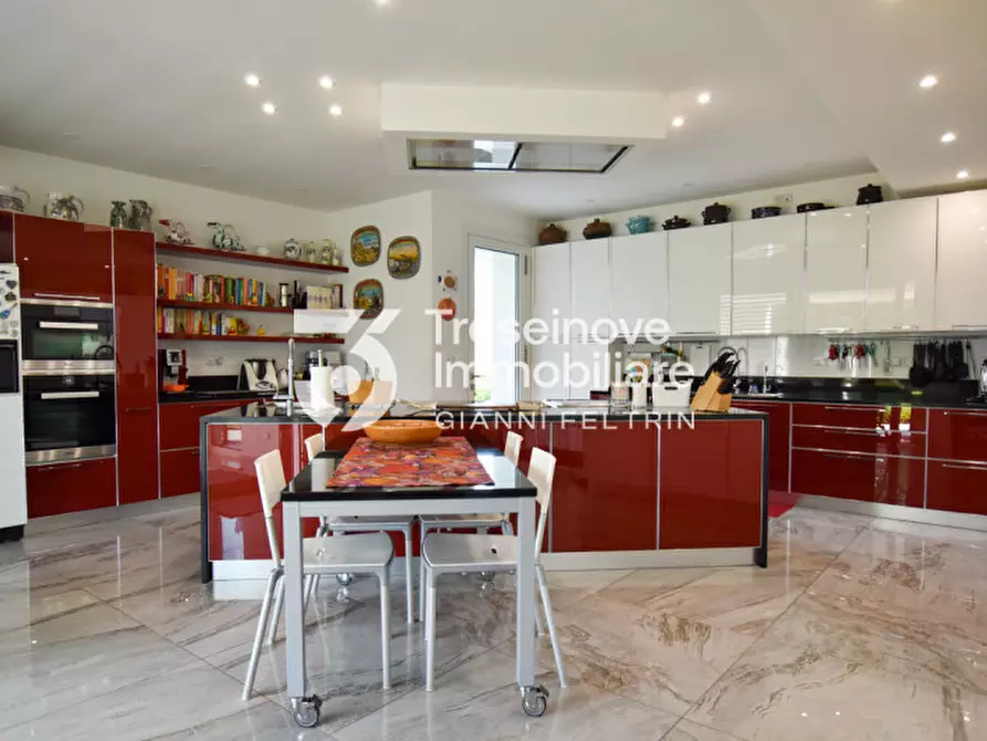 Immagine 19 di Villa in vendita  in Via Sant'Elena a Silea